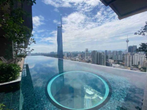 Infinity pool/ NEW/ 2 bedroom, near BBCC LALAPORT, PNB 118, KLCC